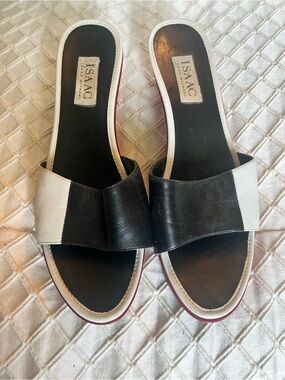 Isaac Mizrahi Black and White Leather Slide Mules